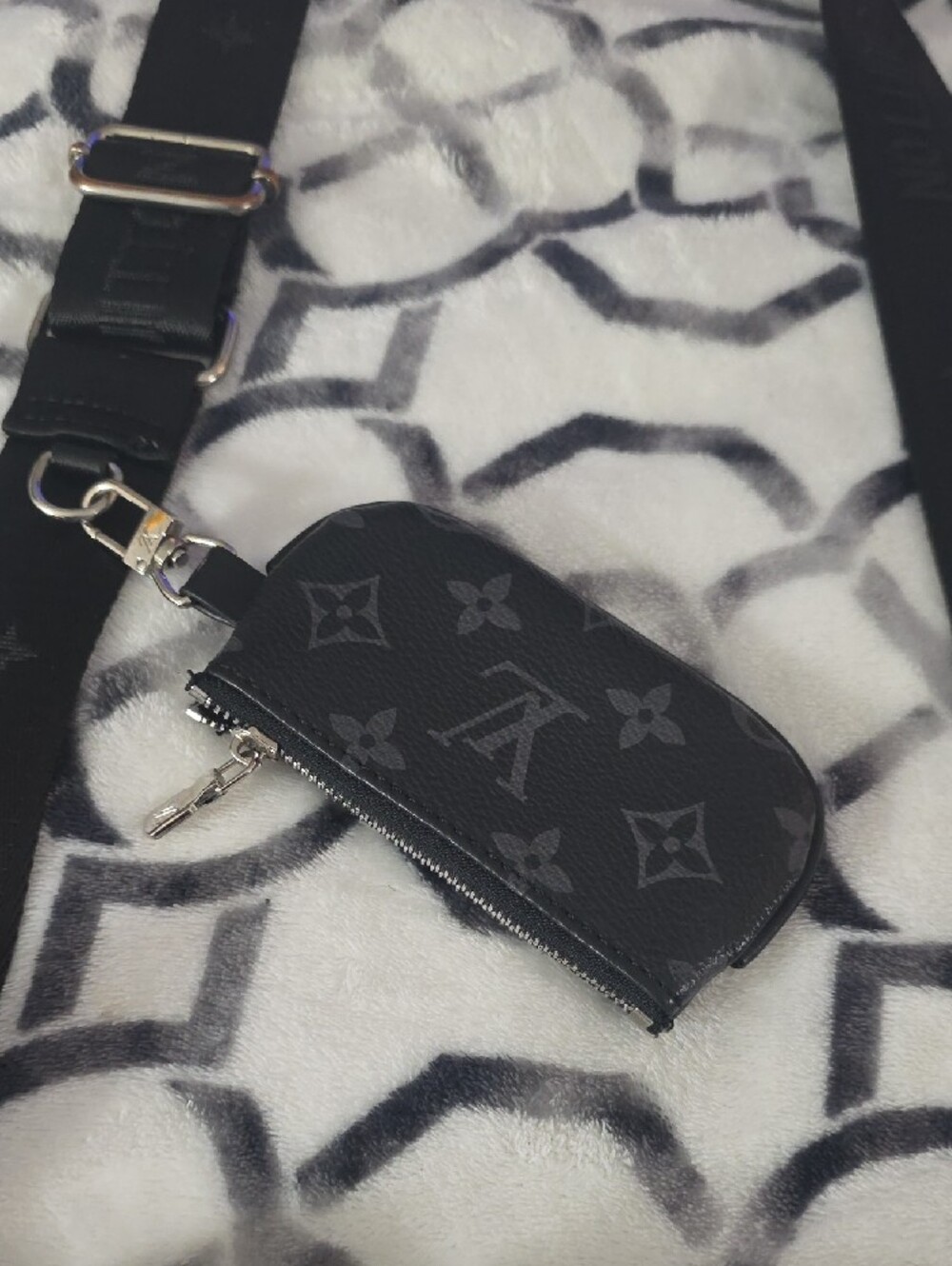 Louis Vuitton Black Monogram Shadow Messenger Bag with Strap - Picture 2 of 10
